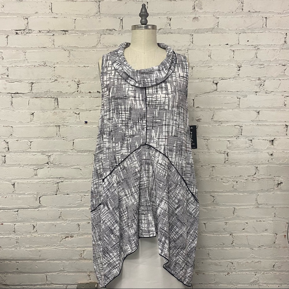 2430 Yushi Sleeveless Cowl-Neck Top - White